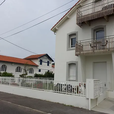 Cap Ocean-3 By Interhome 卡布勒通