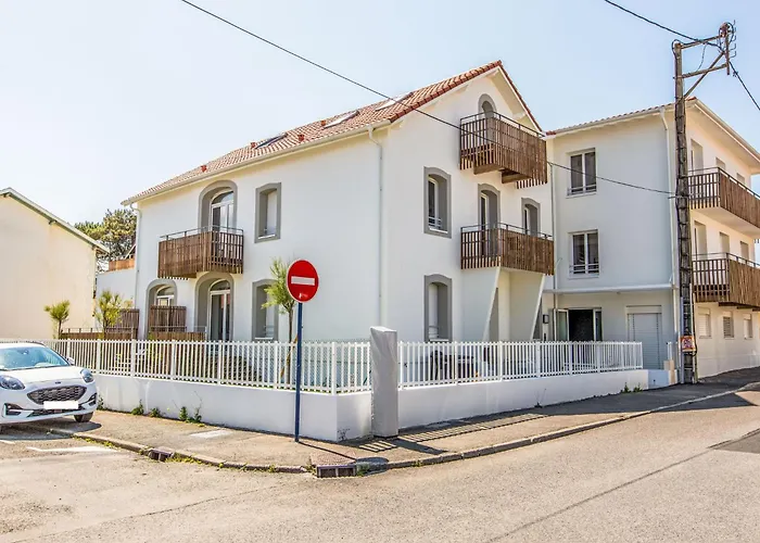 Cap Ocean-3 By Interhome Apartment